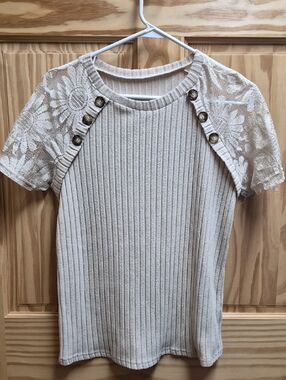 Cream Lace-Trim Ribbed Short Sleeve Top